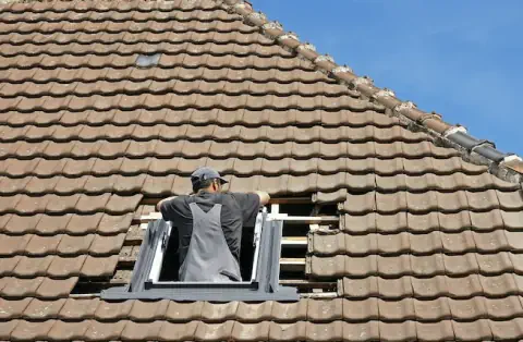 Pose de velux - Bourbon-l'Archambault
